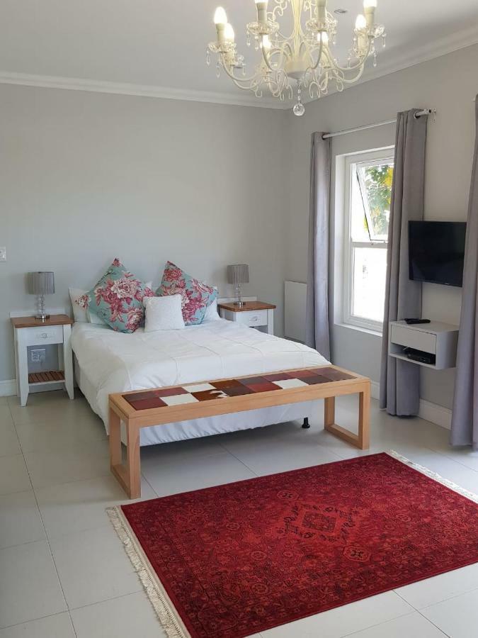 Coral Tree Apartment Hermanus Luaran gambar