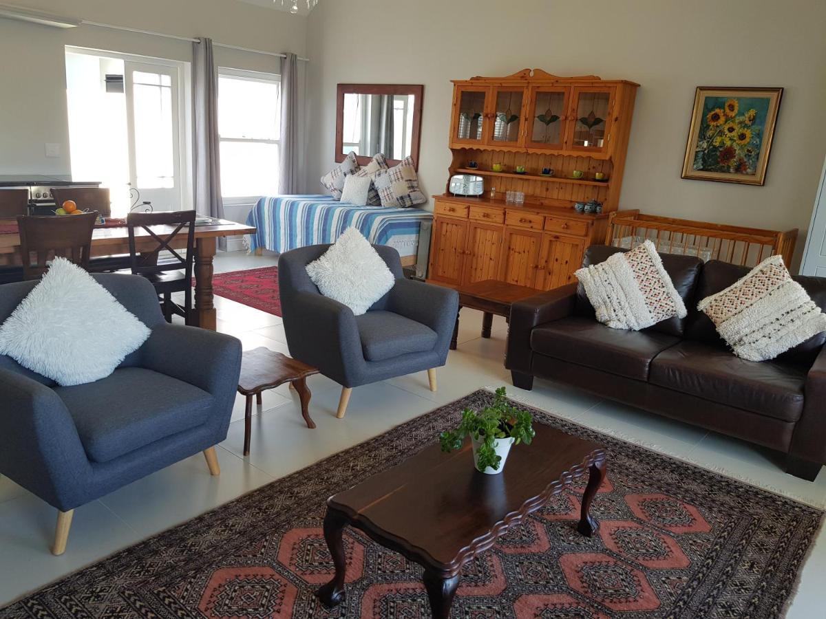 Coral Tree Apartment Hermanus Luaran gambar